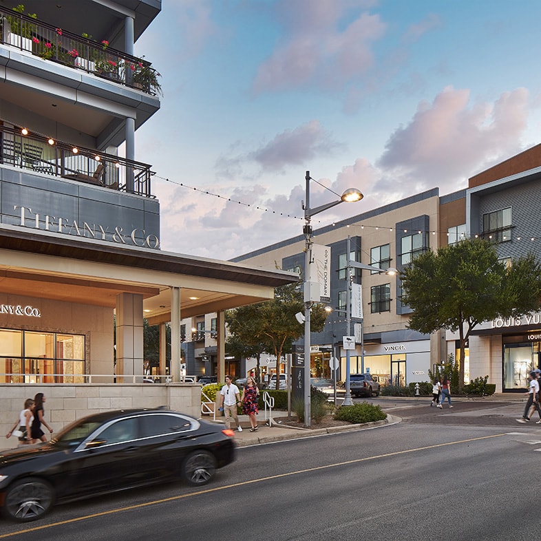 Arriba 89+ imagen tory burch austin domain Thptnganamst.edu.vn